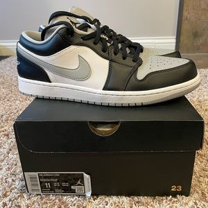 Jordan 1 Retro Low Shadow Size 11 Black/Light Smoke Grey/White 553558-039